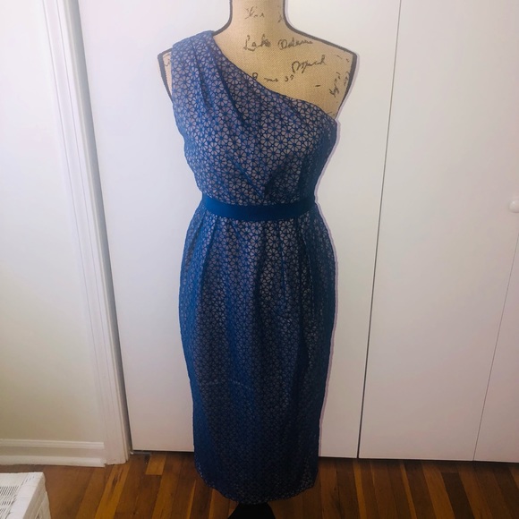 LOVE, BONITO BLUE FLORAL LACE ONE SHOULDER MIDI DRESS ADJUSTABLE TIE WAIST NWT - Picture 2 of 8